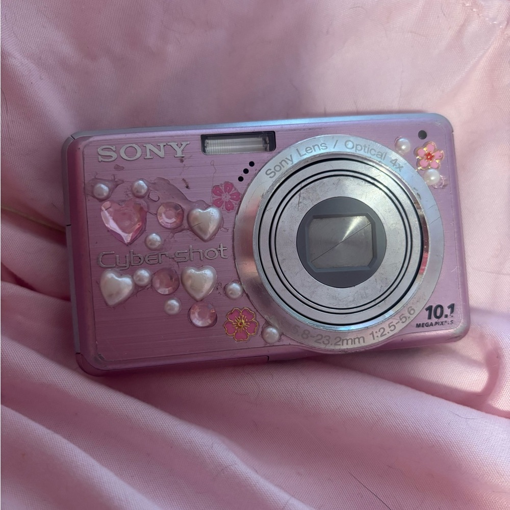 Sony Cyber-shot Pink Digital Camera